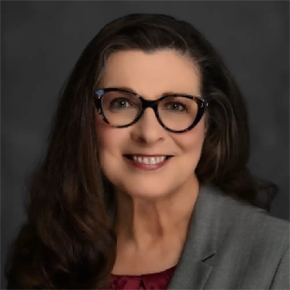 Jennie Faulkner headshot