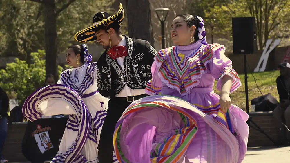 SHSU Ballet Folklorico dancing in the Frank Parker Plaza.